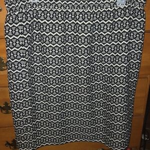 LOFT Black & White Geometric Pencil Skirt